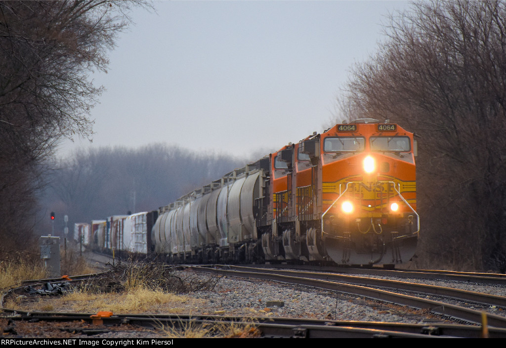 BNSF 4064